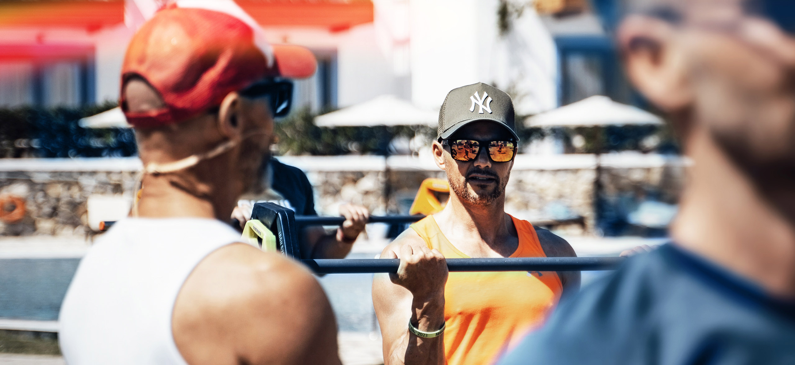 Программы Еxperts United